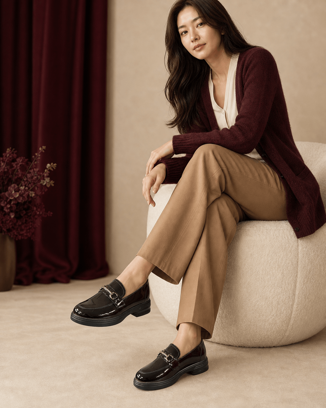Hush Puppies 酒紅亮面厚底樂福鞋