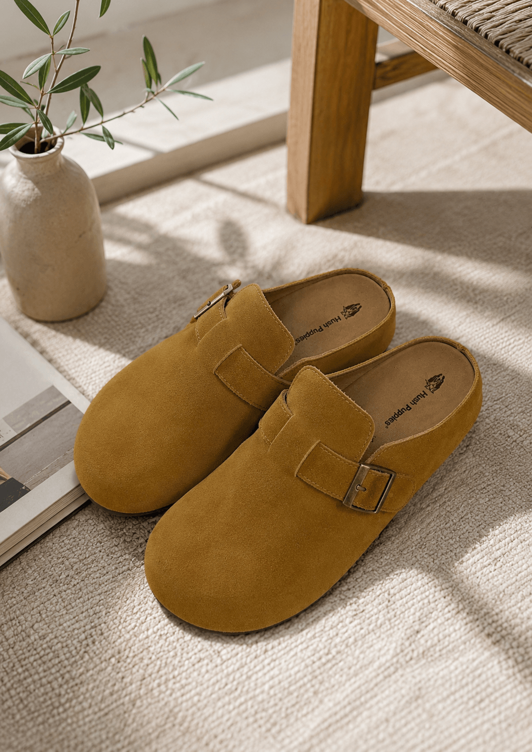 Hush Puppies 黃棕絨感休閒懶人鞋