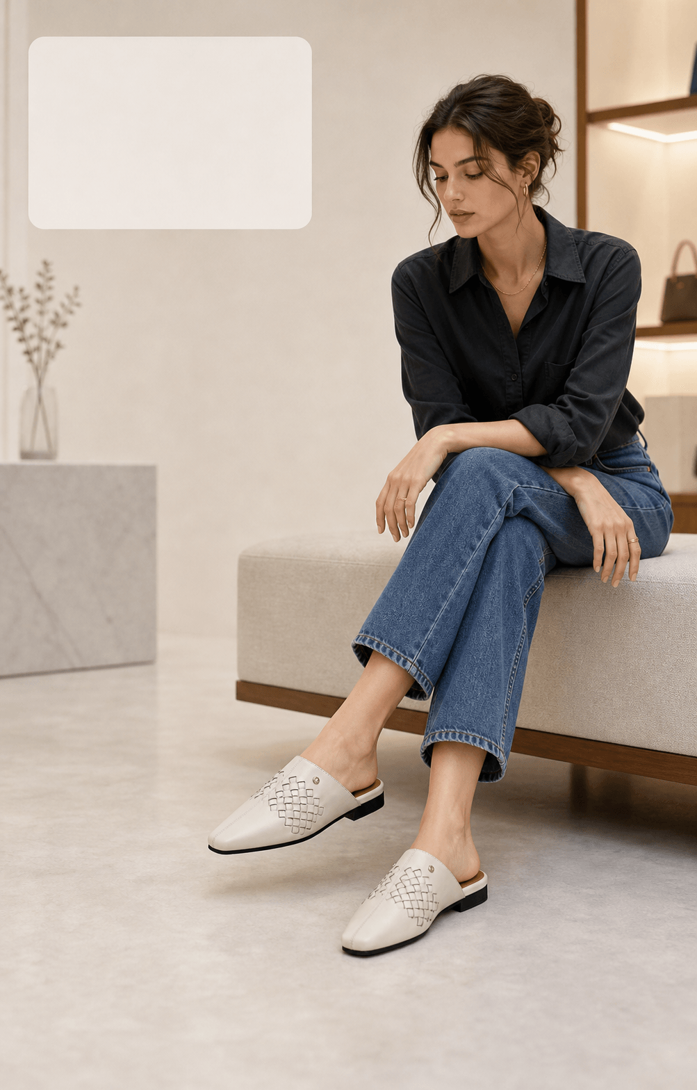 Hush Puppies 白色皮革交叉平底鞋