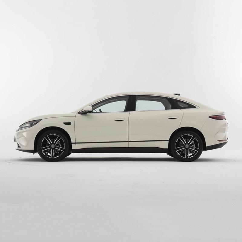 In Stock 2025 Flagship EV Car BYD Qin L Sedan Delivers Luxury 5-Seat Comfort China Premium Engineeri