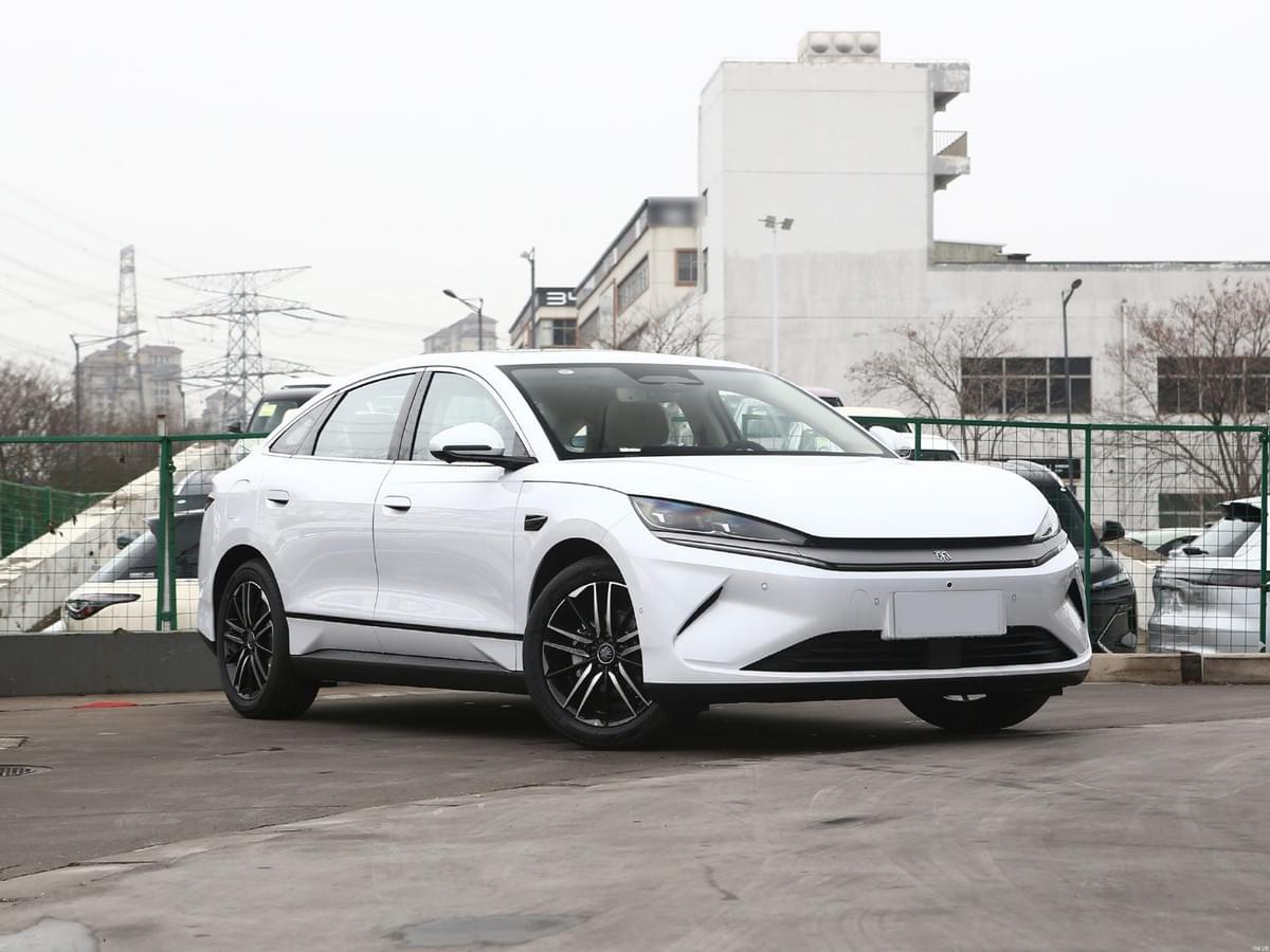 In Stock 2025 Flagship EV Car BYD Qin L Sedan Delivers Luxury 5-Seat Comfort China Premium Engineeri