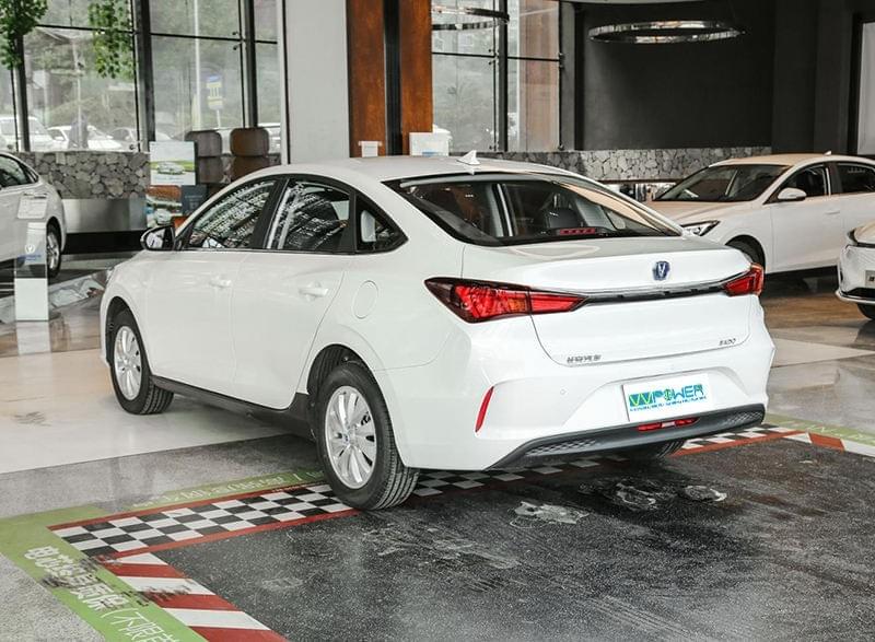 New Energy Electric Motors Car Changan EV460 Smart Electric Car China Ev Cars Made in China Electric