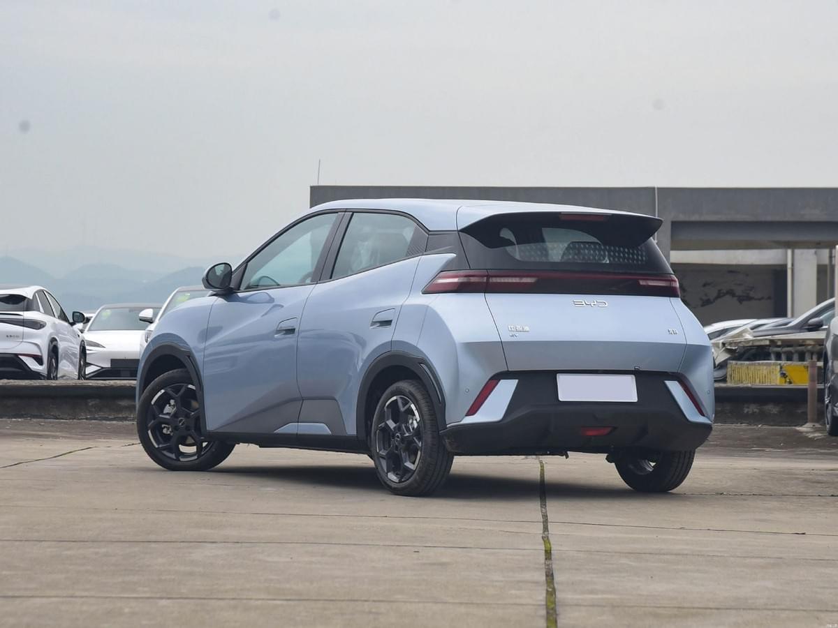 Wholesale 2025 New Energy Vehicles Small Chinese Electric Cars Used Byd Seagull Smart Driving Editio