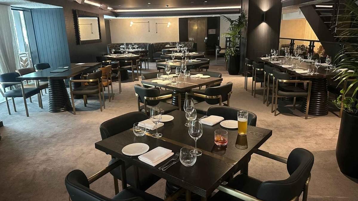 Moontree crafted Black Bird Restaurant, a sleek upscale dining space in Melbourne, Australia, with contemporary design and premium hospitality fit-out.