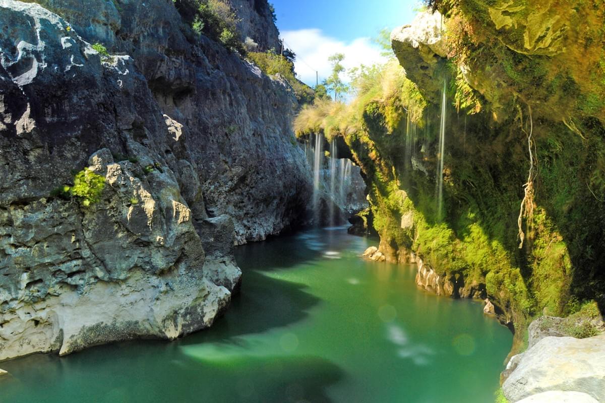 Cascade De L eventail Saint Guilhem Le Desert Moelle osseuse condenseur bouton le golf mettre la main à la pâte  Motivation cascade du parapluie - latelierdurythme.fr