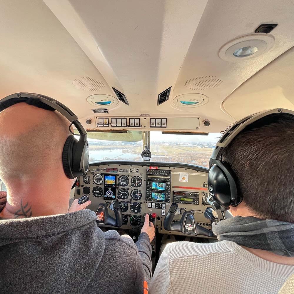 Initiation au pilotage avec l'aéroclub de l'Hérault