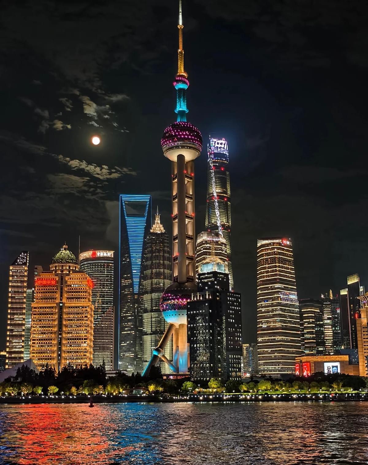 From negotiation processes to factory inspections, we provide comprehensive support throughout your supply chain. Our services include precise translation, effective logistics management, and stringent quality control measures to ensure your products meet the highest standards. Translation, Logistics & Quality Control Our Services China Bridge Agency – Your Strategic Partner in ChinaChina Bridge Agency (CBA) is your trusted bridge to doing business in China.We specialize in guiding international companies that wish to build reliable relationships with Chinese manufacturers, attend major trade fairs, and explore opportunities in one of the most dynamic markets in the world.Our mission is to connect your business with China’s potential through professionalism, transparency, and cultural expertise.🌏 What We OfferSupplier Sourcing & VerificationWe identify, evaluate, and manage Chinese factories that meet your standards for quality, price, and production capacity.Trade Fair & Business Trip Assistance in ChinaWe organize and accompany clients to China’s most relevant trade fairs, handling logistics, hotel booking, interpretation, meeting scheduling, and on-site guidance to ensure every visit is productive.Translation, Logistics & Quality ControlFrom negotiations to factory inspections and shipping coordination,