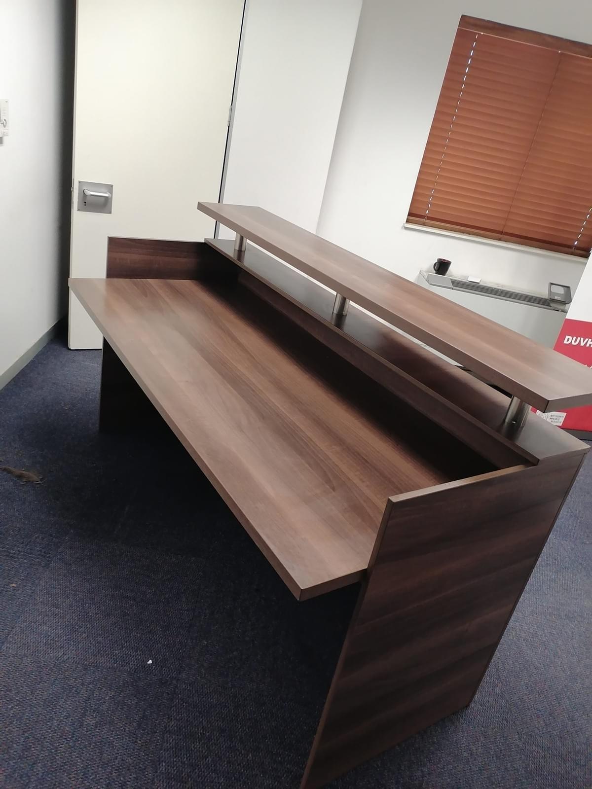 American reception unit 1600mm x 750mm