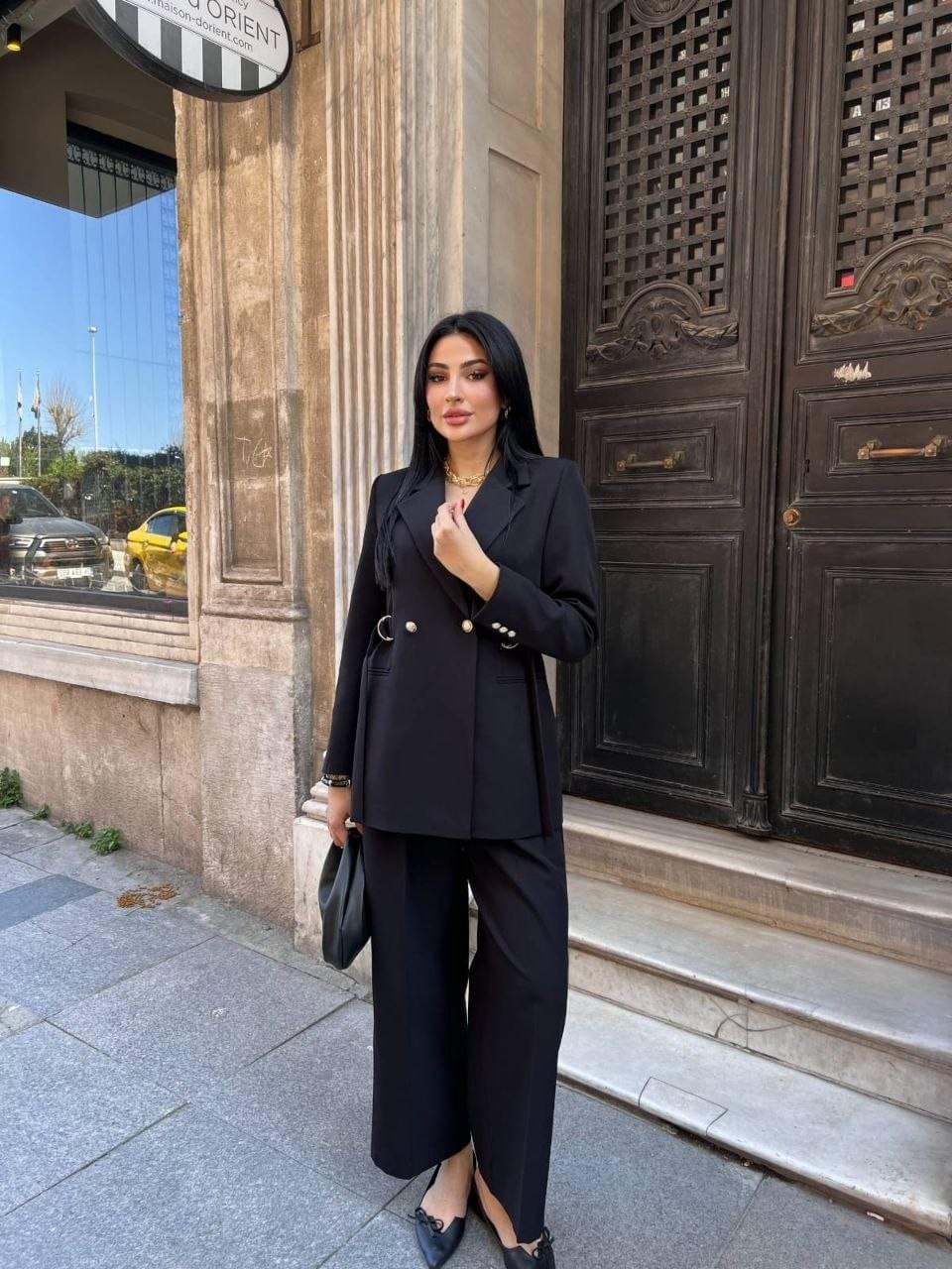 Ensemble Tailleur Élégance Classique – Marron Chic