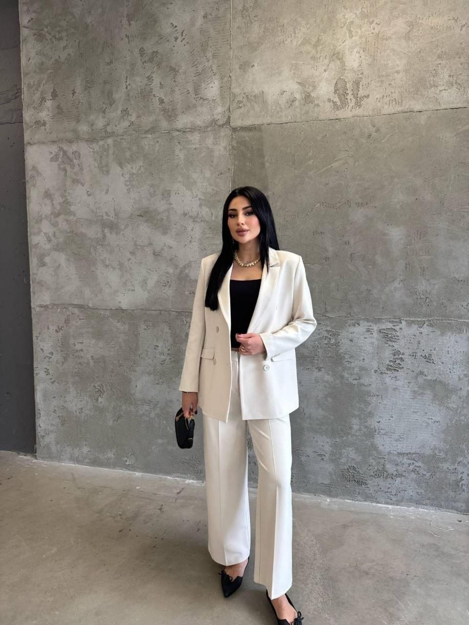 Ensemble Tailleur Élégance Classique – Marron Chic