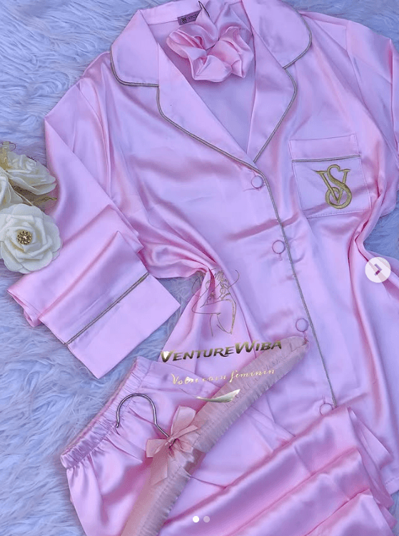 Victoria secret Rose Élégance – Ensemble Nuit Chic 