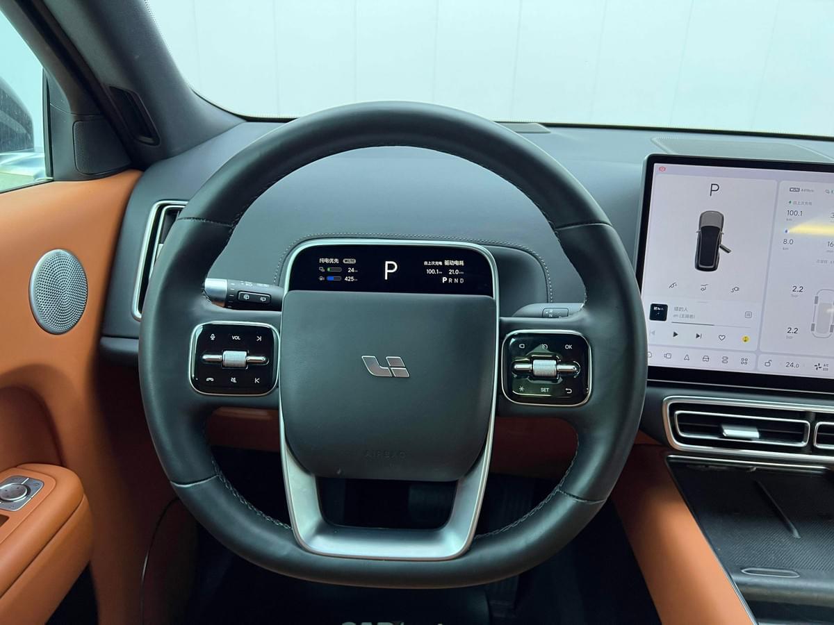 2025 Hybrid Extended Range Vehicles Electric Cars LI Auto L8 Pro Used Car for Sale