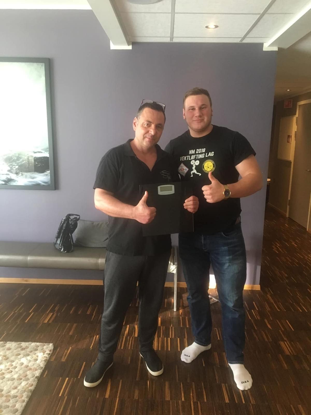 Our workshops offer interactive sessions in which participants learn about different methods of coping with pain. We focus on a holistic approach and practical exercises. Workshops Pain Management What do we offer courses, workshops, training in the fight against pain manual therapy