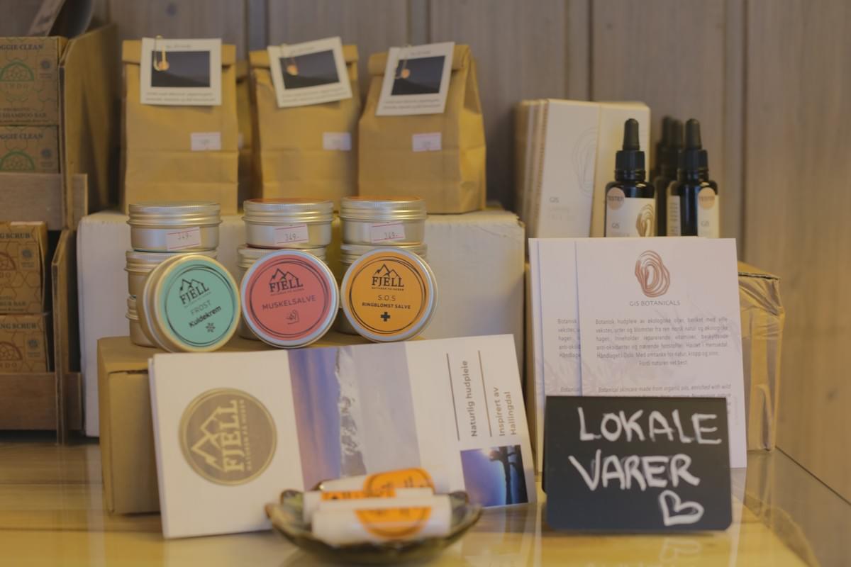 Shop our bulk selection of high-quality herbs, spices, and grains, perfect for your culinary adventures. Bulk Herbs, Spices, and Grains What We Offer Small and cozy local health food store, with focus on eco friendly home products (kitchen and bath) and organic plant based products and snacks, also herbs, spices and grains on bulk, plus teas and coffee.