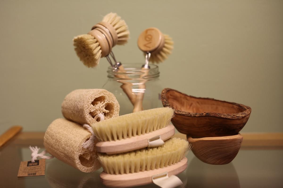 Discover our selection of sustainable kitchen and bath essentials designed to promote a healthier home and planet. Eco-Friendly Home Products What We Offer Small and cozy local health food store, with focus on eco friendly home products (kitchen and bath) and organic plant based products and snacks, also herbs, spices and grains on bulk, plus teas and coffee.