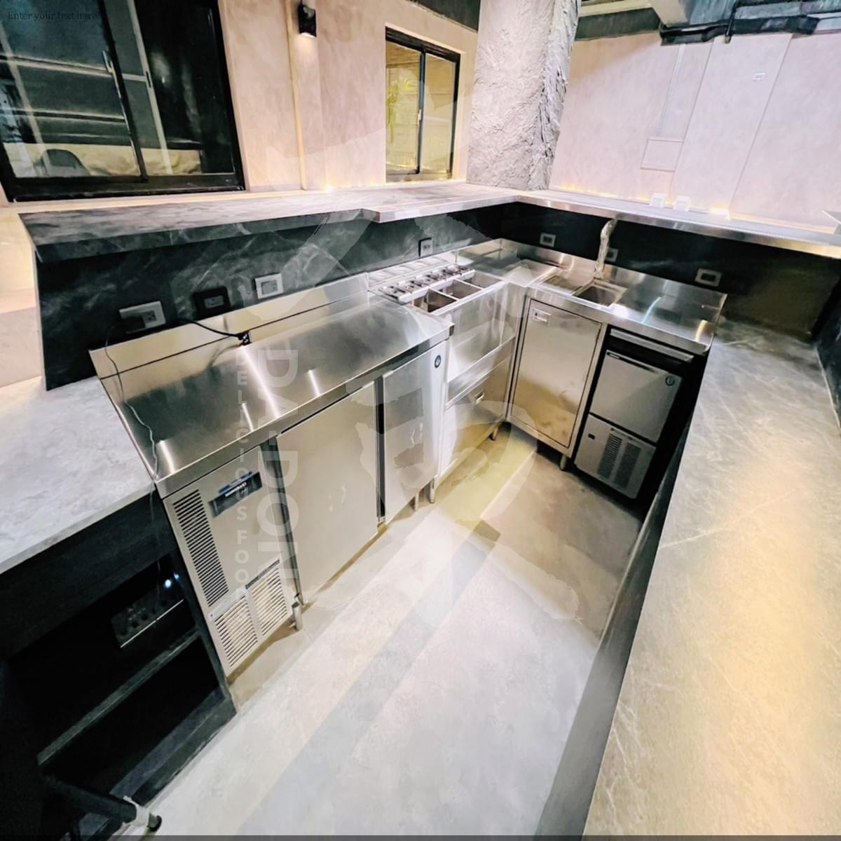 高階汽車旅館附設餐酒餐廳