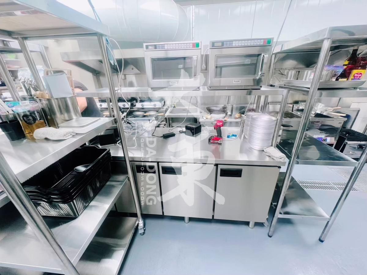 大型鍋物廚房