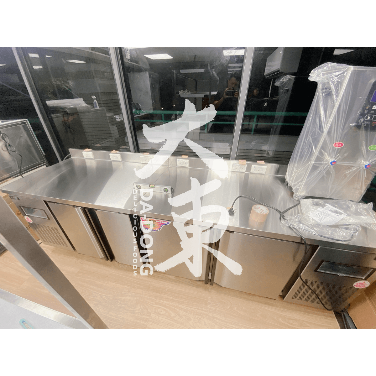 玻璃屋新式廚房