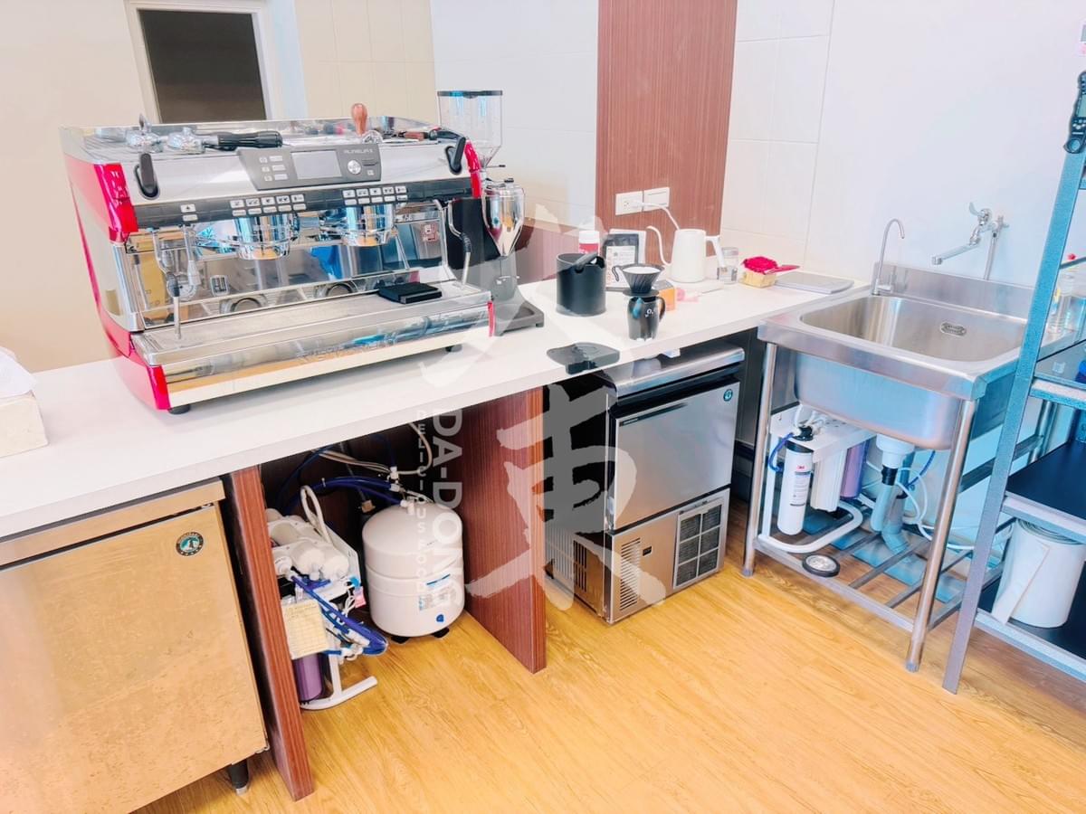廚房設計內-歐包烘焙店 開放式廚房規劃