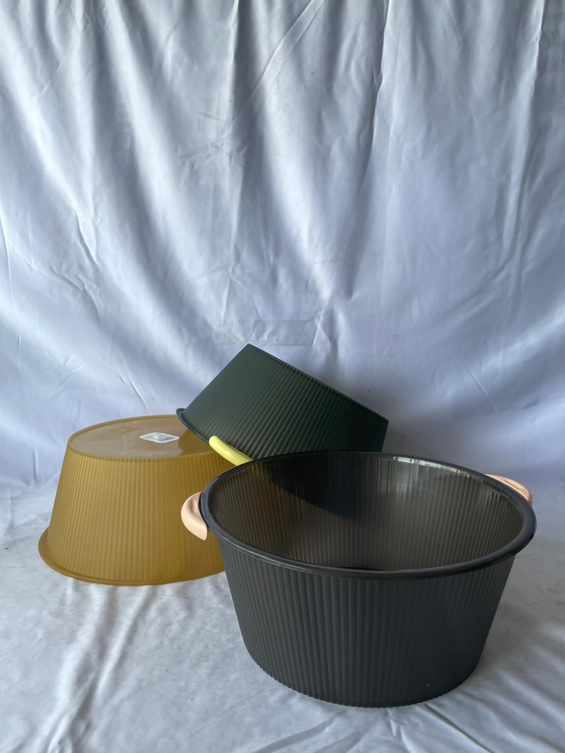 อ่างล้างหน้าพลาสติกมีหูจับ ขนาด 36x16cm. NO.6811 (จีน) (40)