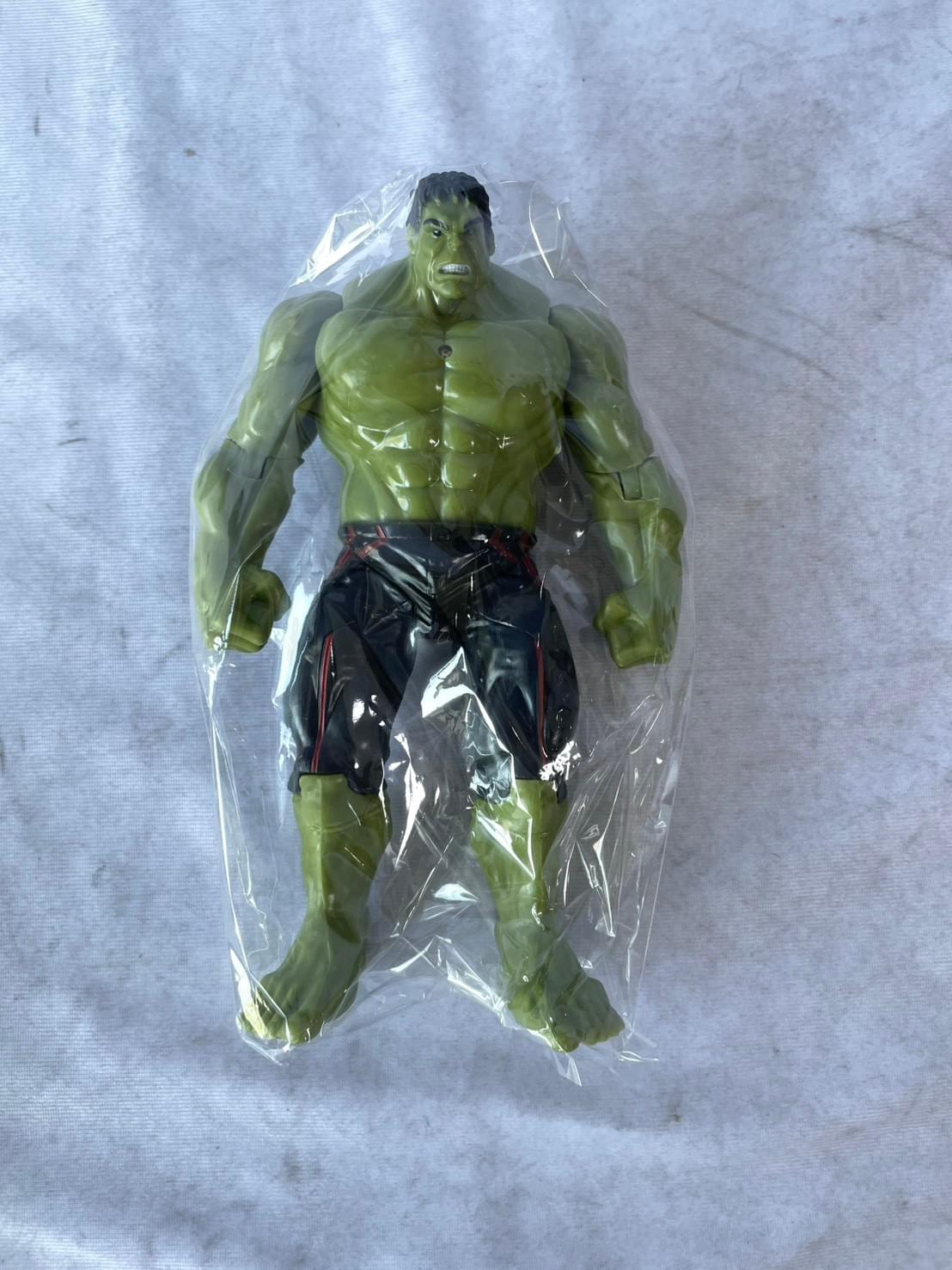 โมเดลการ์ตูนฮีโร่ ขนาด 17cm.คละแบบ