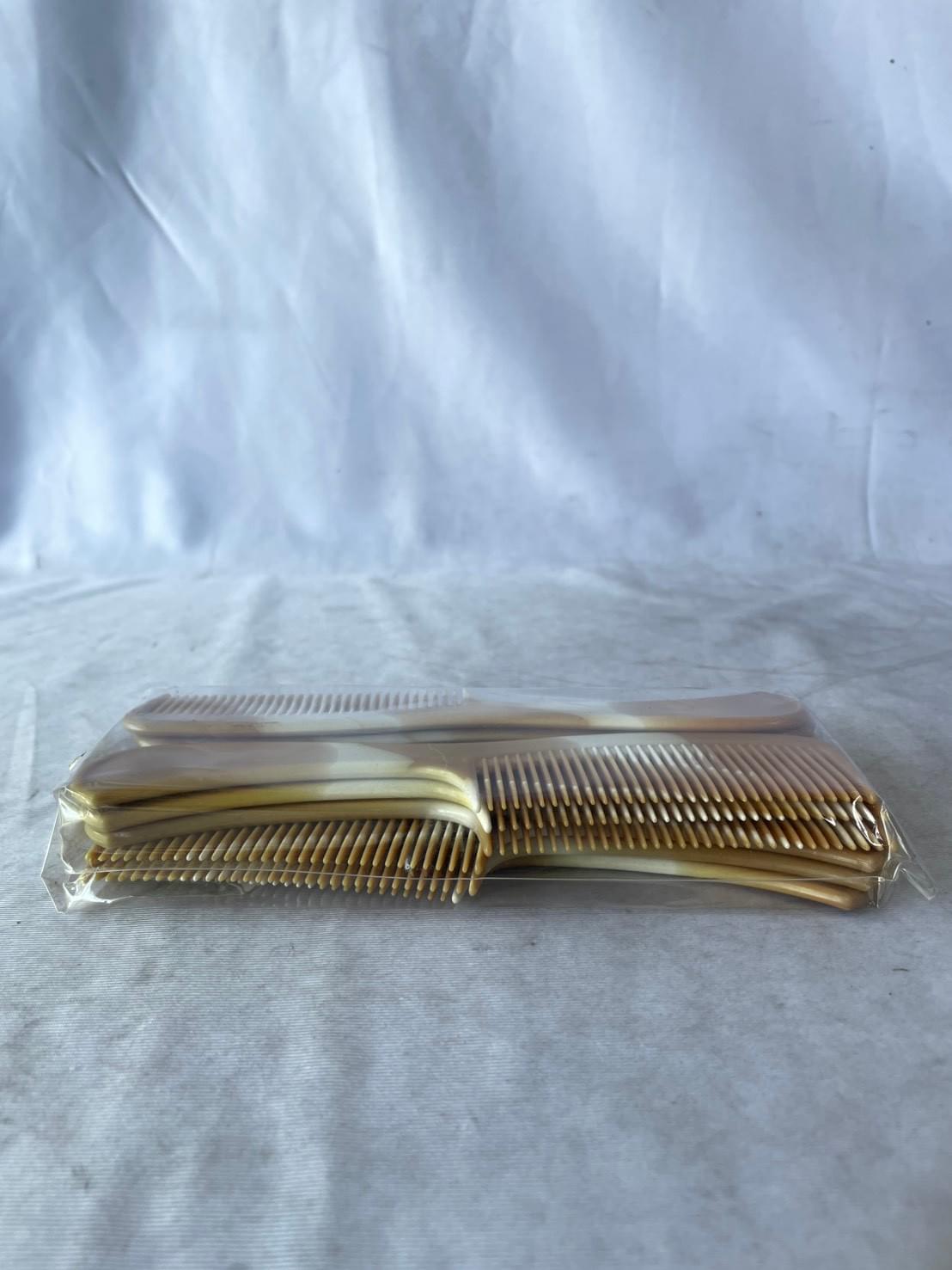 หวีอีโต้ใหญ่ ลายไม้