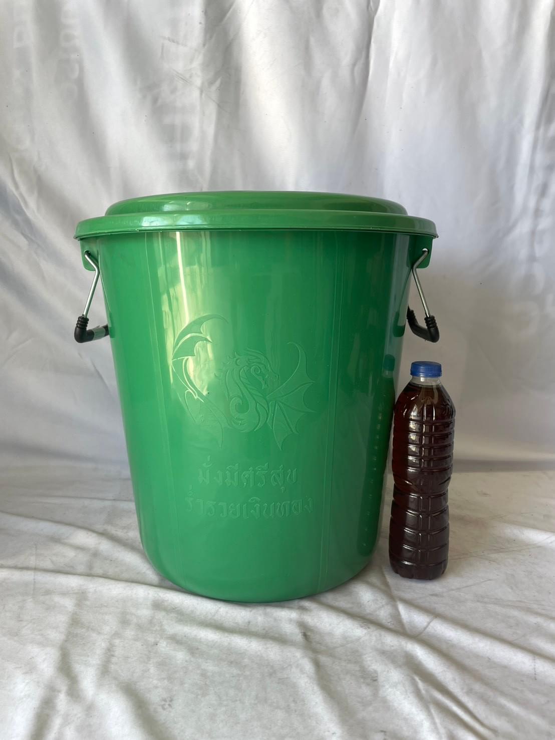NO.012-1 ถัง 12 แกลลอนพร้อมฝา สีเขียว ขนาด 40*45 cm.