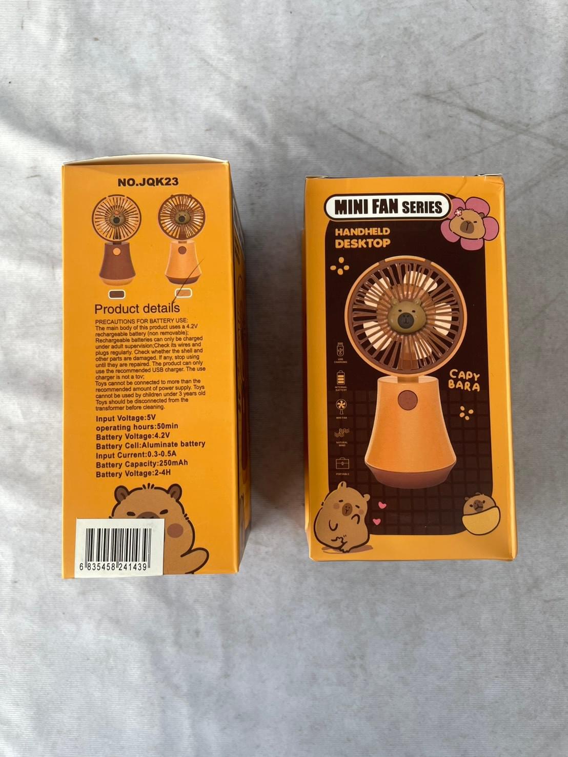 พัดลมมือถือ Capi Bala รุ่น JOK23 พร้อมสติ๊กเกอร์สุ่ม 1 ชิ้น (144)