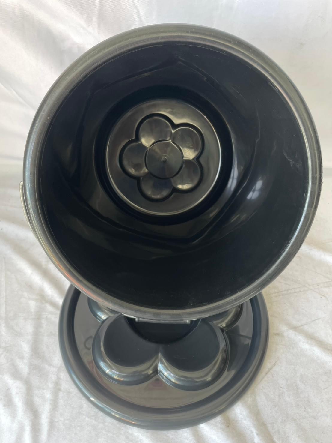 NO.SM-060 ถังน้ำ 16 ลิตร สีดำ 30x30 cm. (36)