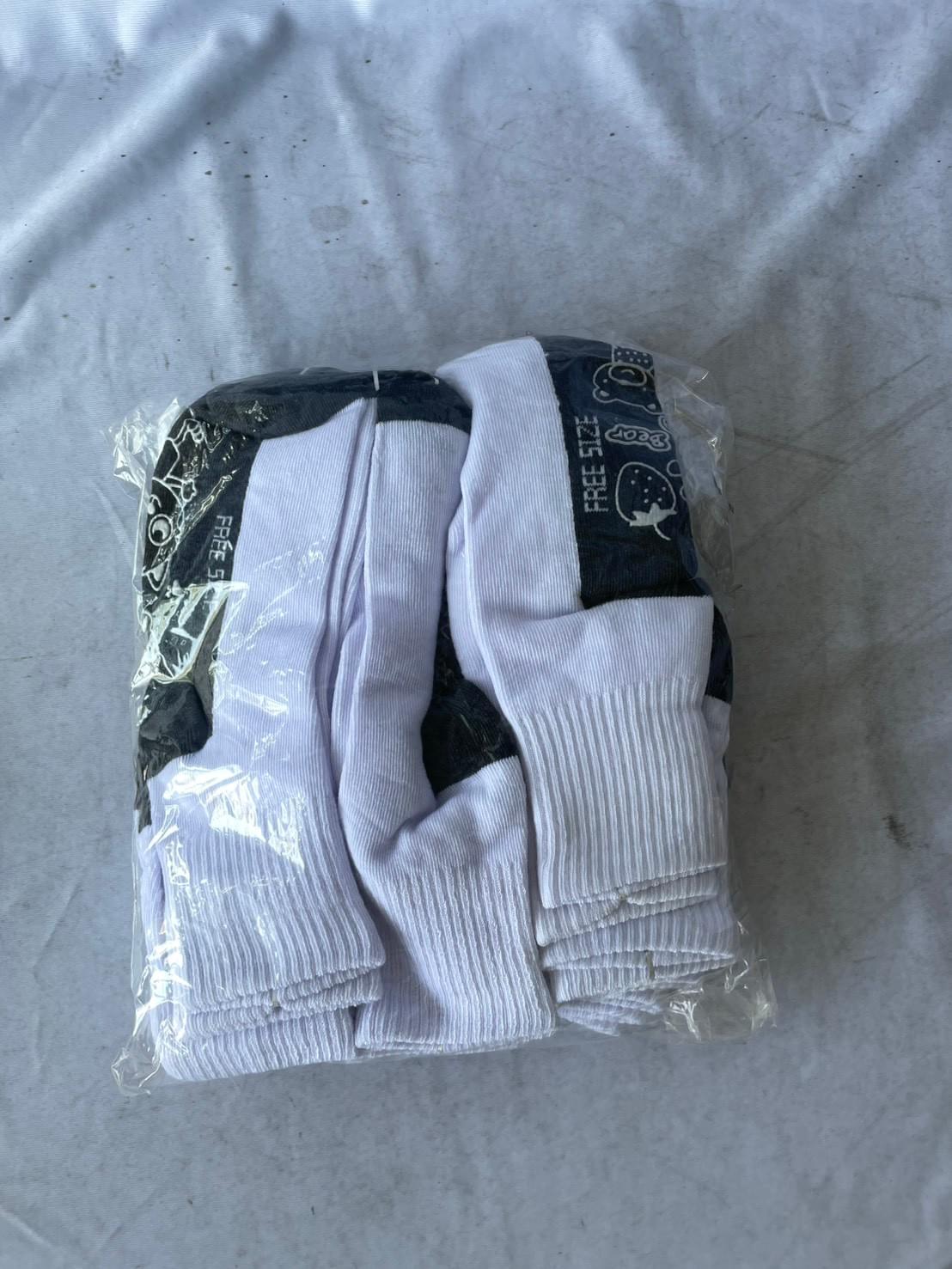 ถุงเท้านักเรียนขาวทุกกันลื่น9-12ฟา SD-405