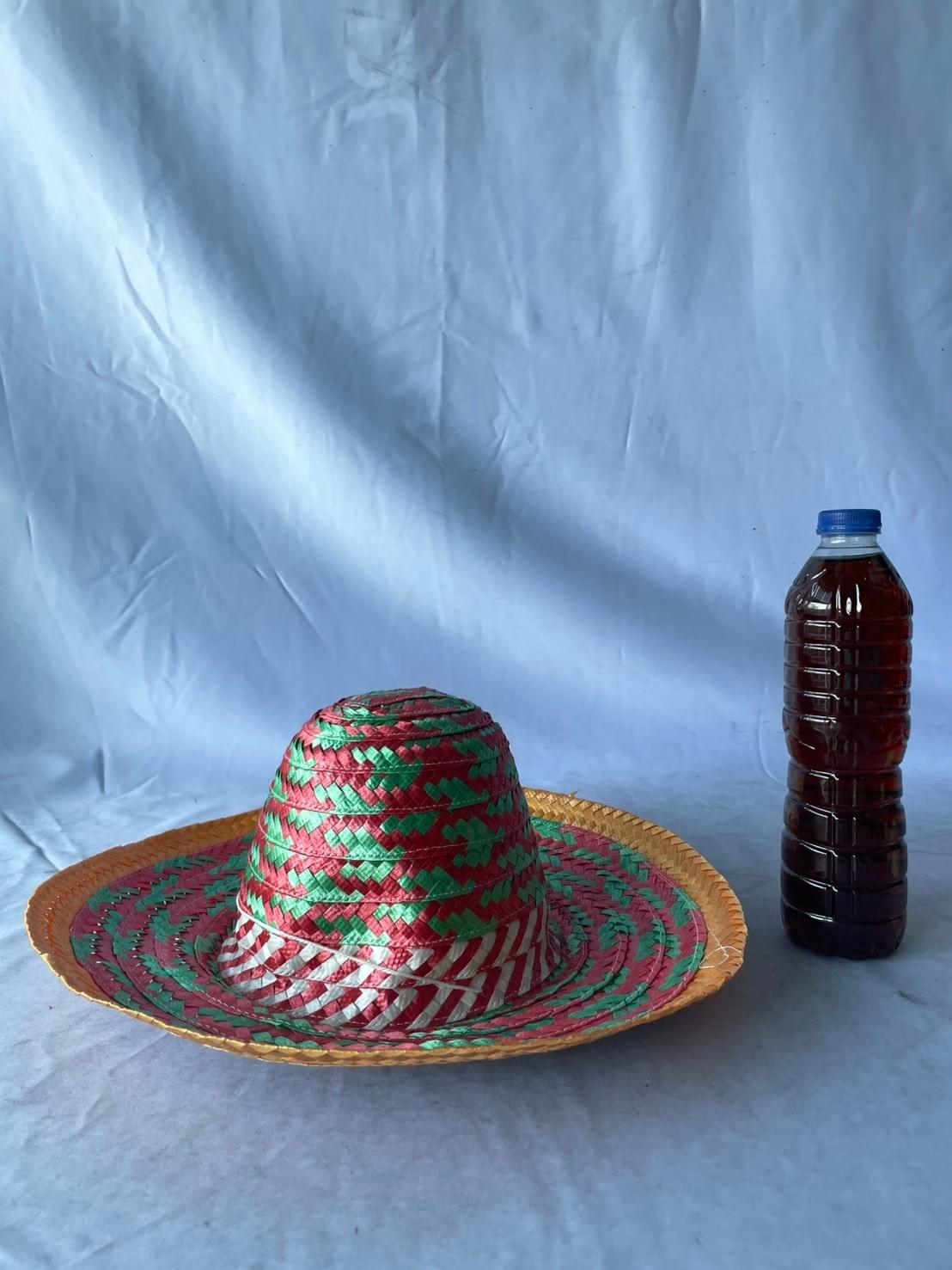 หมวกสานพลาสติก ขนาดกลาง