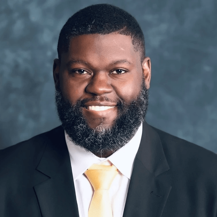 Professional photo of Cherie Grigsby as a team member.