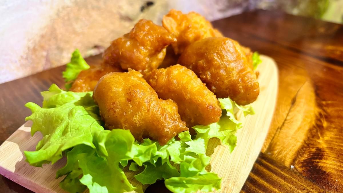 Create a comfortable dining environment, allowing every customer to enjoy a wonderful time. warm environment Our characteristics It is a Chinese restaurant in Paris, France, mainly serving rice dishes.