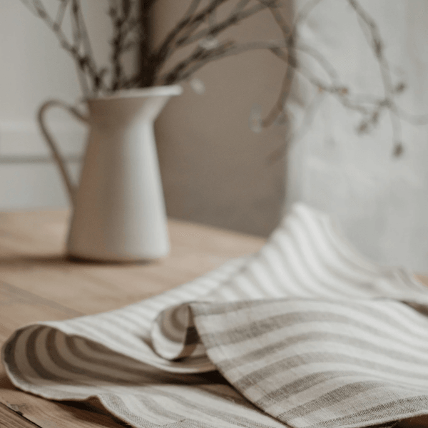 decorative-tea-mats-and-serving-textiles