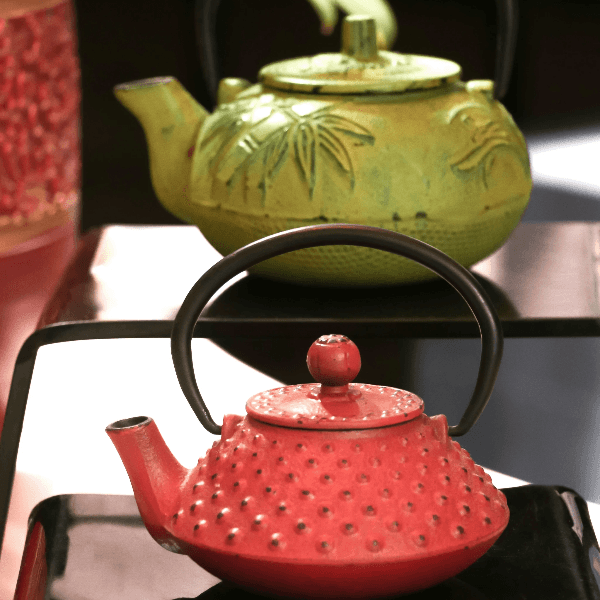 enamel-coated-cast-iron-teapot-interior-quality