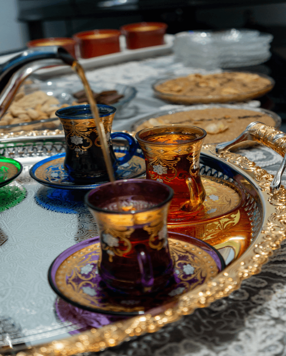 middle-eastern-tea-glasses-gold-rim-luxury-set