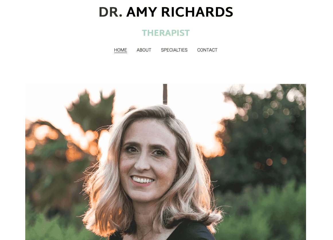 Šablona Amy Richardsové: Poradce pro duševní zdraví