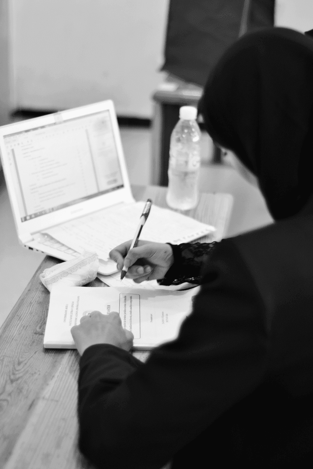 Utilice herramientas de verificación de datos.