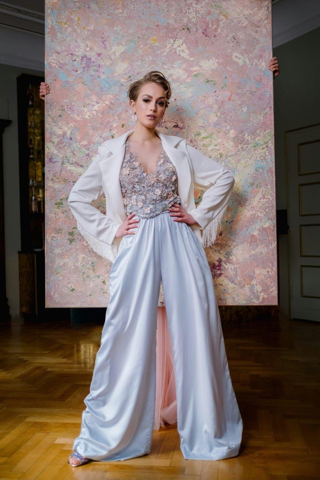 Eleve su marca con fotografías de ropa de alta calidad