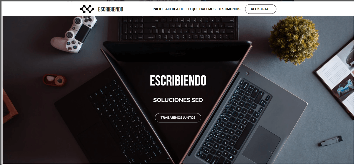 Plantilla de garabatos de Strikingly