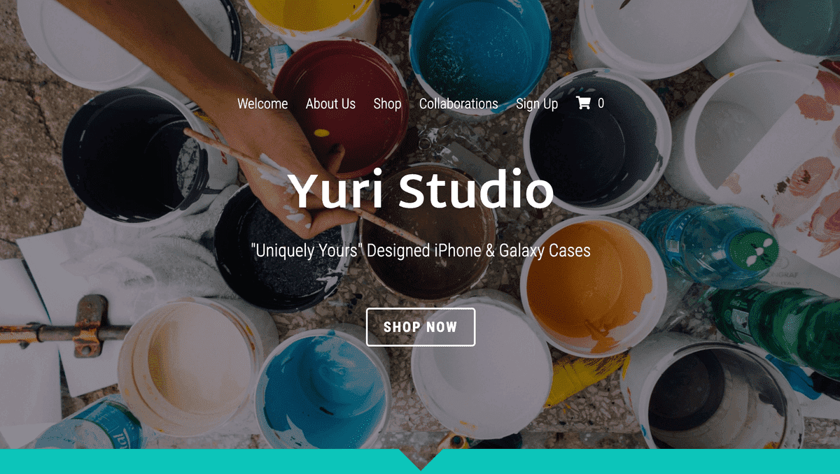 Šablona personalizovaného pouzdra na telefon Yuri Studio od Strikingly