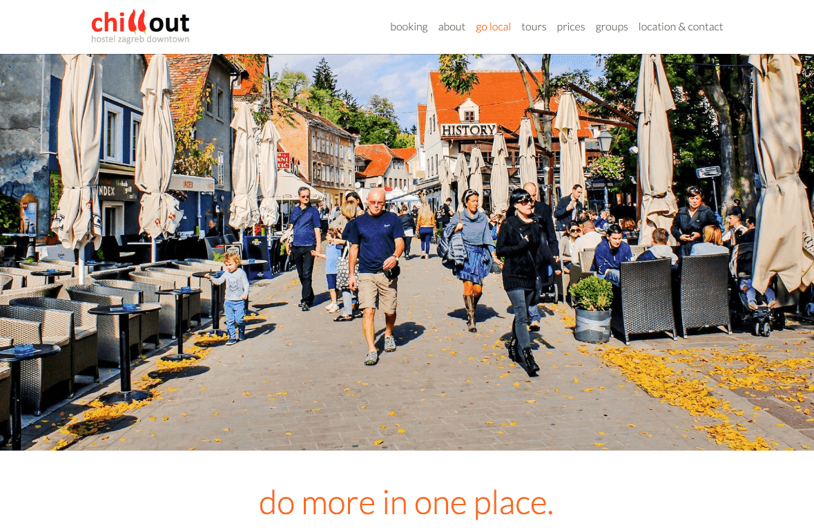 Situs Web Hostel Chill Out dari Strikingly