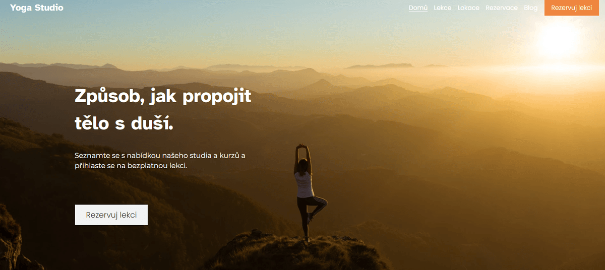 Šablona jógy od Strikingly