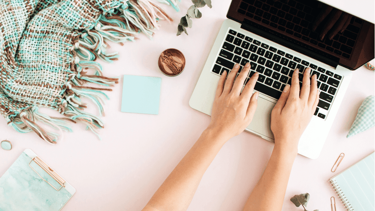 Empieza un blog rentable con Strikingly