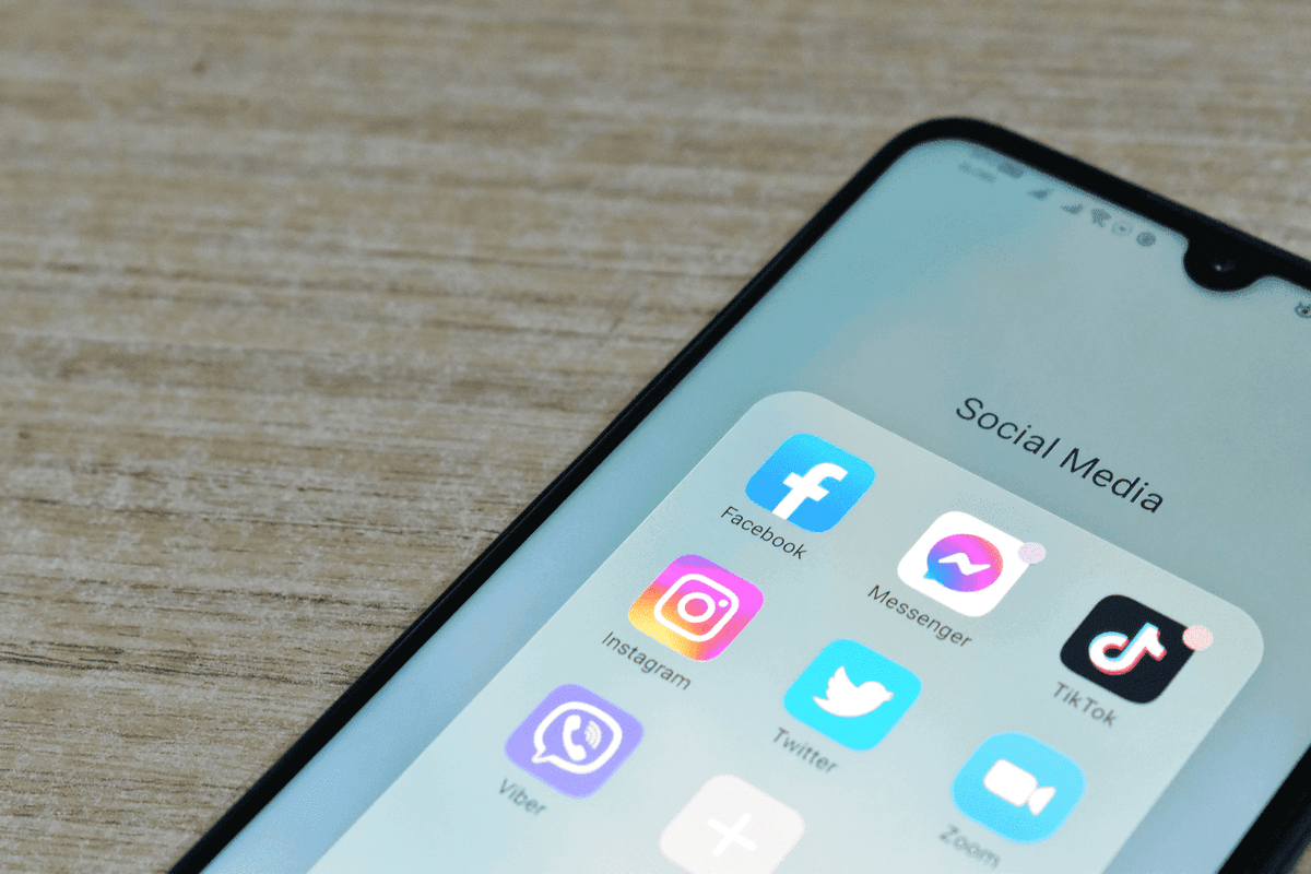 Integración de tecnologías emergentes en aplicaciones móviles para empresas