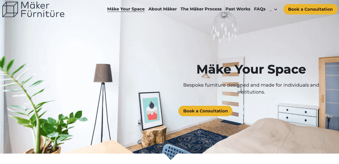 Šablona Maker od Strikingly