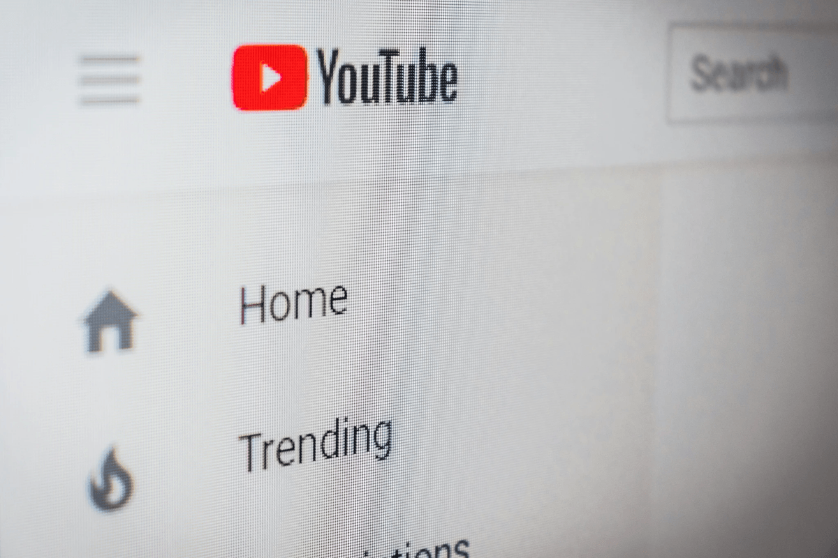 Développer une chaîne YouTube professionnelle grâce à des stratégies efficaces