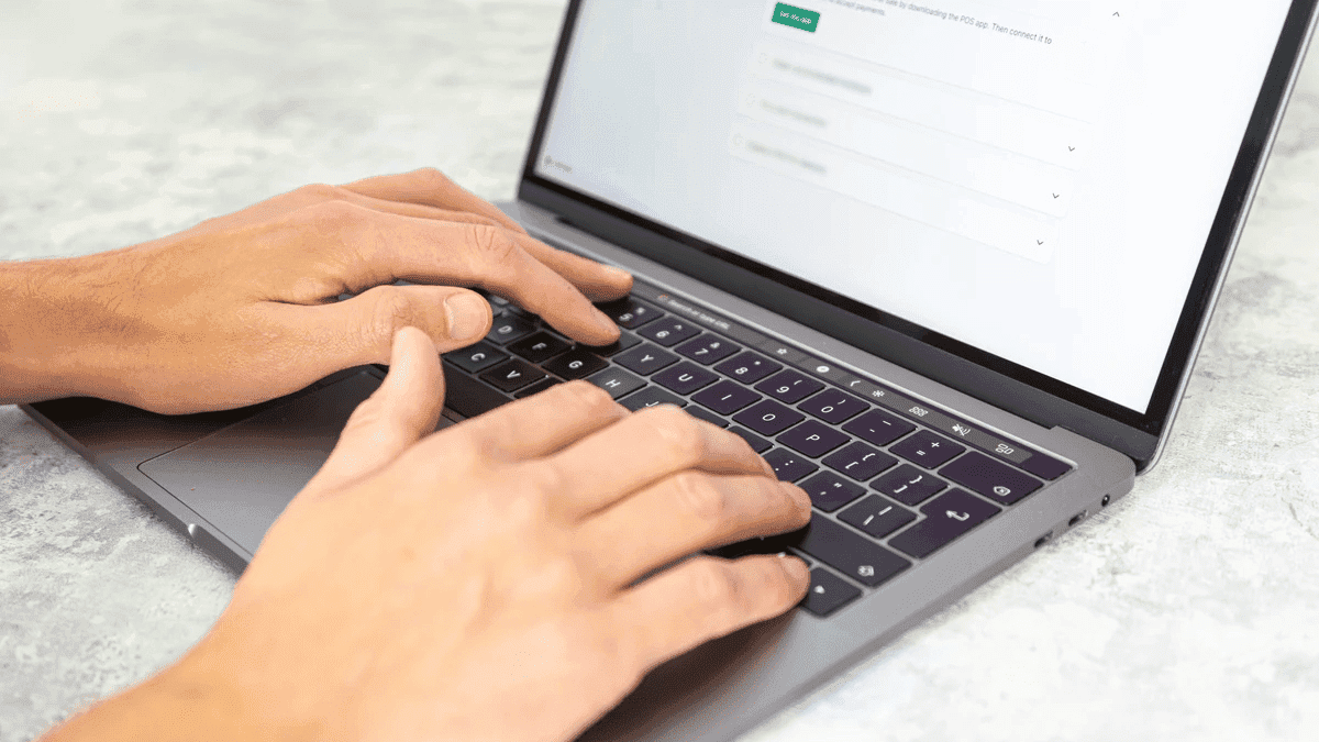 Criar sites responsivos com Strikingly