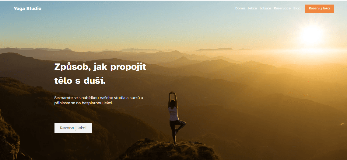 Šablona jógy od Strikingly