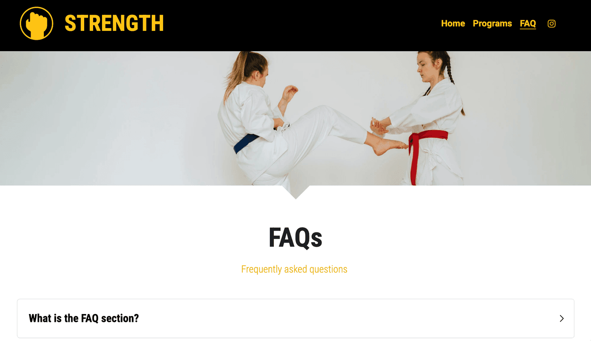 Šablona školy karate od Strikingly